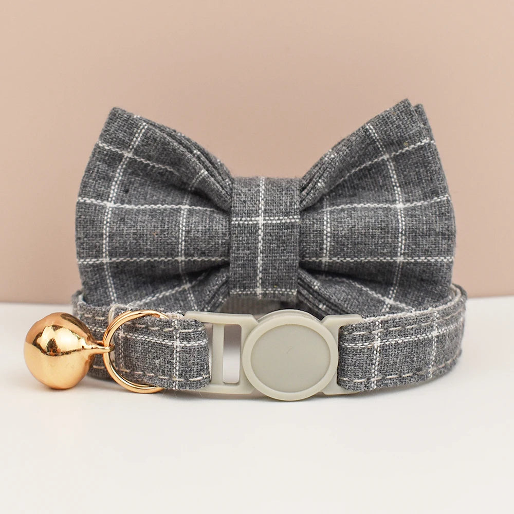 Adjustable Cat Collars with Bowknot Pet Safety Prevents Choking Comfortable And Stylish for Cats