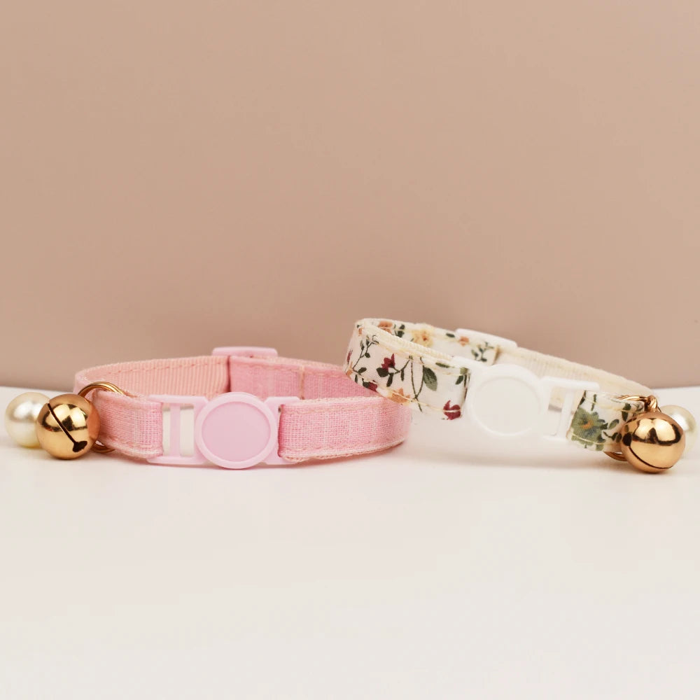Adjustable Cat Collars with Bowknot Pet Safety Prevents Choking Comfortable And Stylish for Cats